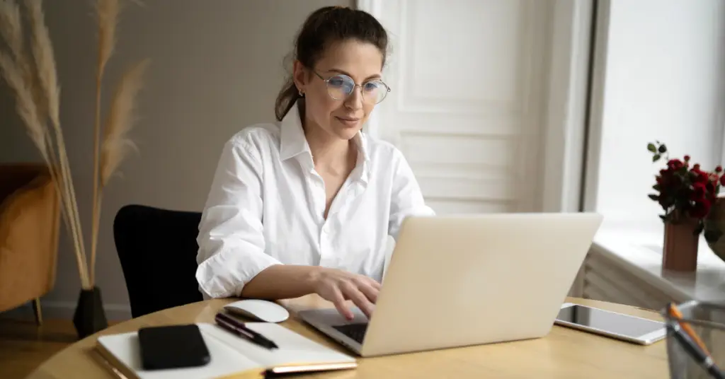 software jurídico, Economizando Tempo e Reduzindo Erros com um Software Jurídico
